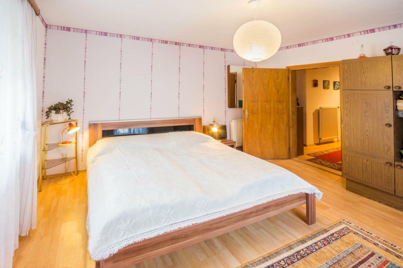 Hilgenfeld Apartment *